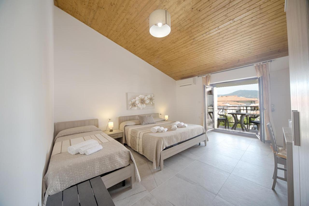 Casa Lucia Hotell Olbia Exteriör bild