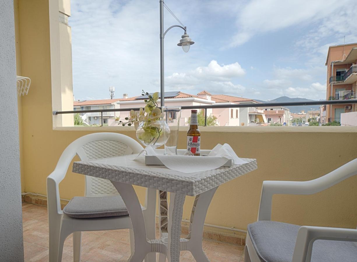 Casa Lucia Hotell Olbia Exteriör bild