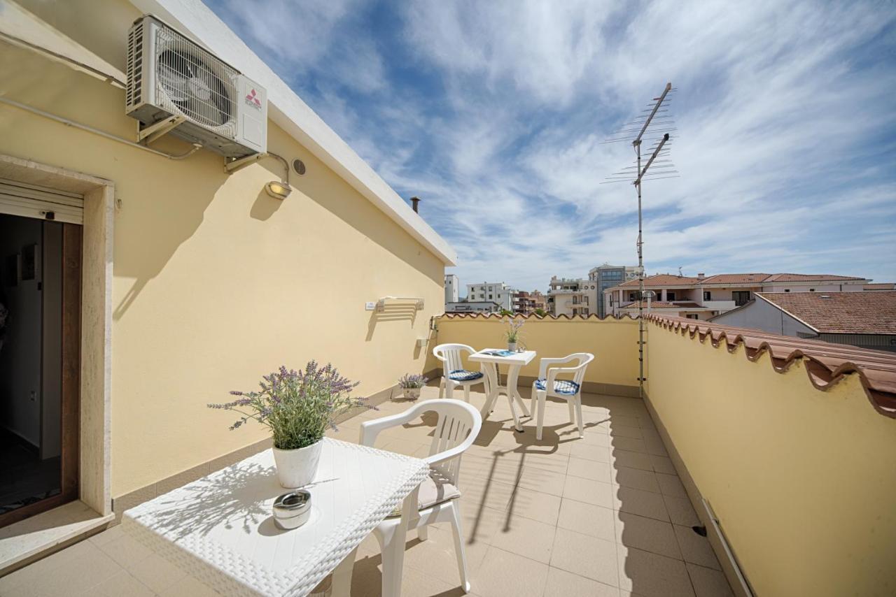 Casa Lucia Hotell Olbia Exteriör bild