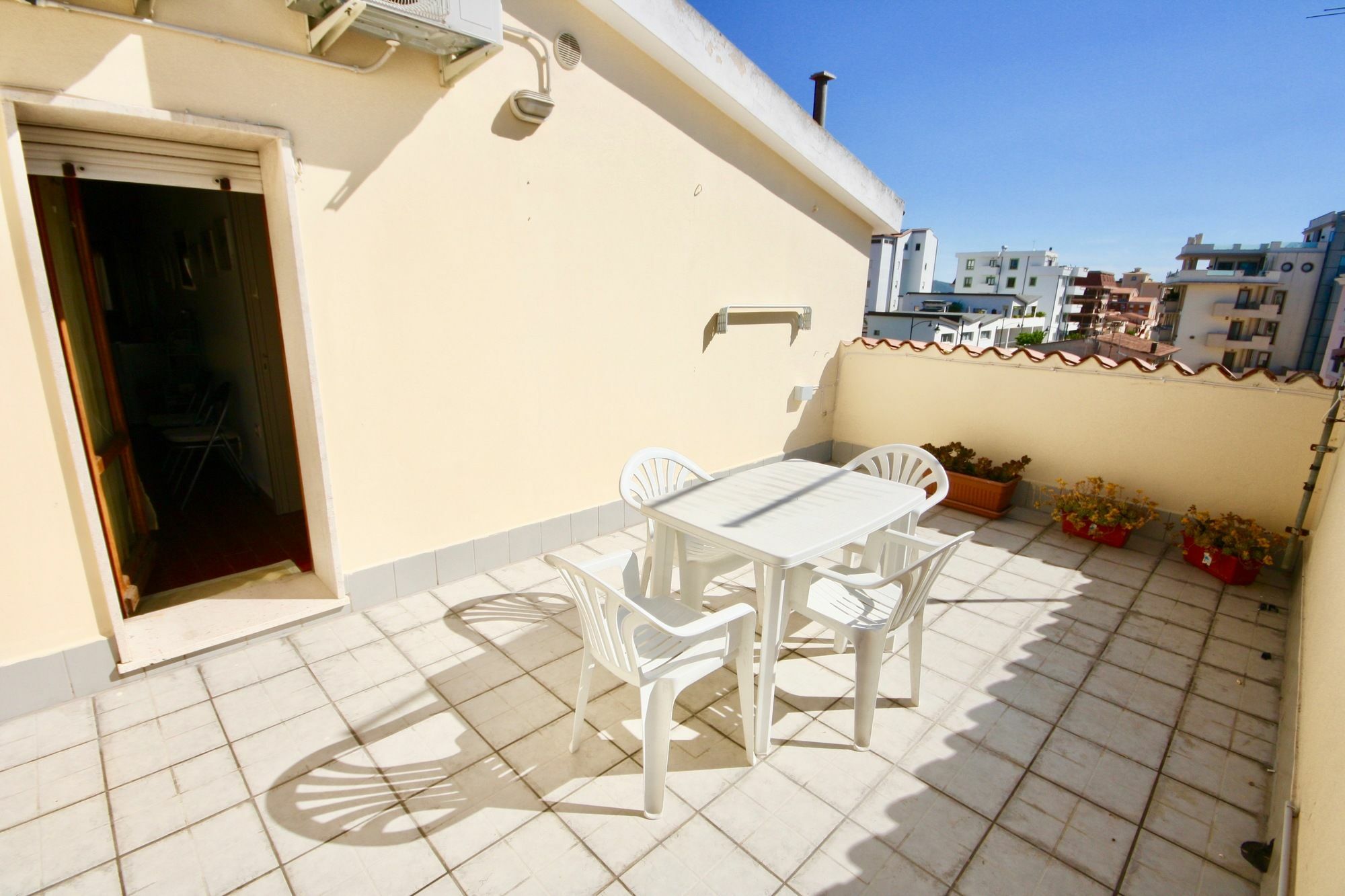 Casa Lucia Hotell Olbia Exteriör bild