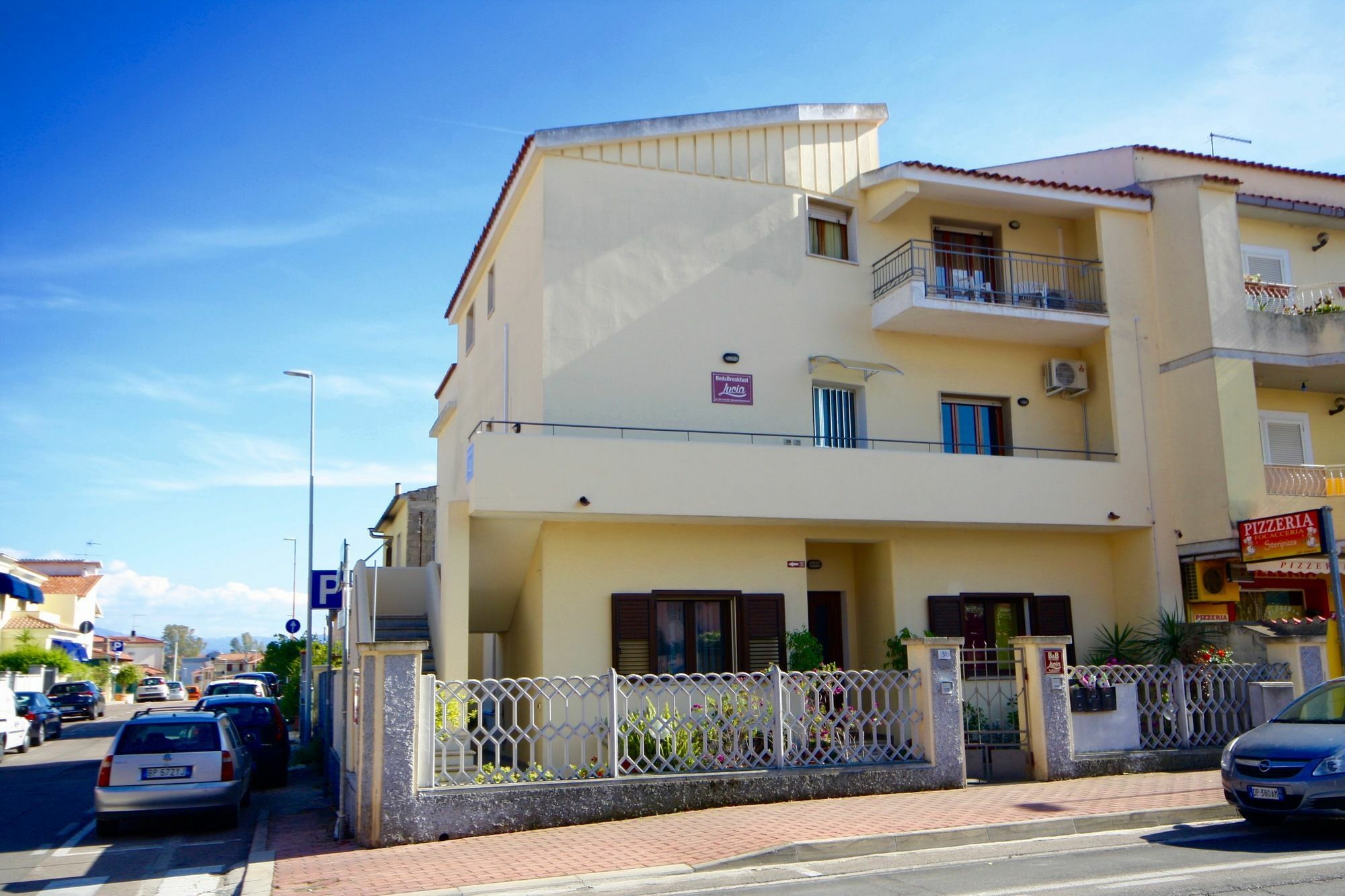 Casa Lucia Hotell Olbia Exteriör bild